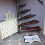 La Lun'Art - Refuge du Poète - Vue sas entrée et escaliers La Lun'Art - Refuge du Poète - Vue sas entrée et escaliers